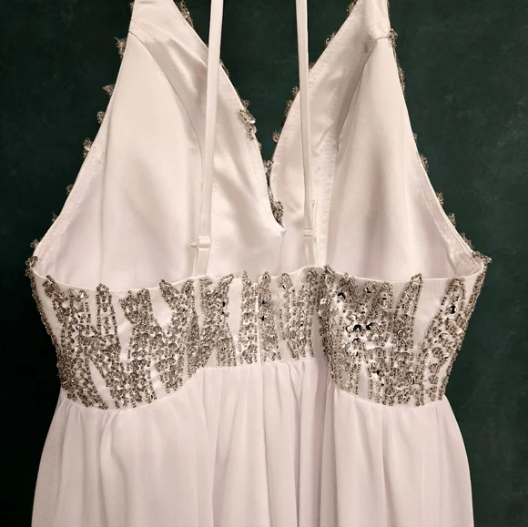 WEDDING DRESS - Picture 4 of 7